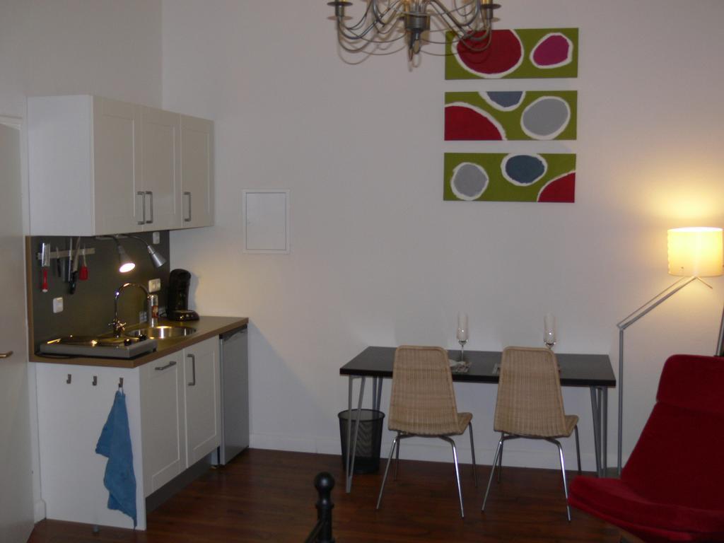 Business Flat Bahnhofstrasse Apartment Wiesbaden Room photo